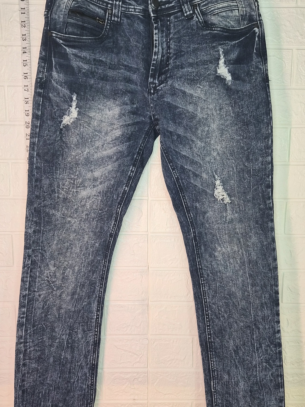 Skinny Men's Jeans in Washed Dark Blue - Distressed Detail